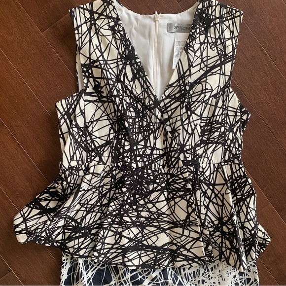 NWOT SportMax Graffiti Black & White Scribbled Writing Graphic Dress Peplum US 4 - Picture 9 of 9